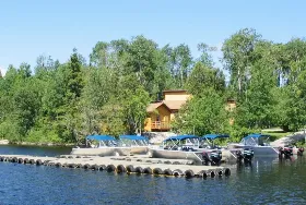 Photograph of Anderson's Lodge, Sioux Lookout