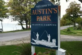 Photograph of Austin Trailer Park, Dunnville