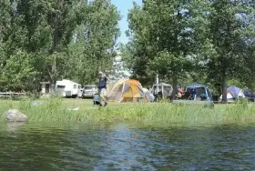 Photograph of Tay River Tent & Trailer Park, Perth