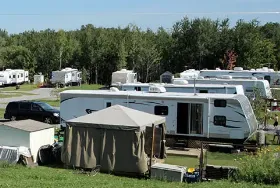 Photograph of Bailey's Bay Resort, Peterborough