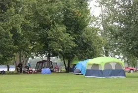 Photograph of Layzee Acres Park, Sebright
