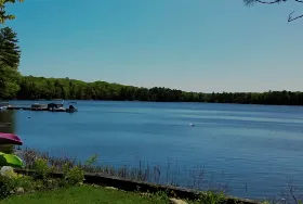 Photograph of Gullwing Lake Resort, Bala