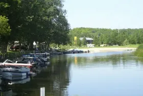 Photograph of Mariner's Paradise Trailer Resort, Waubaushene