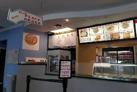Photograph of Slices N’ Scoops, Fenelon Falls