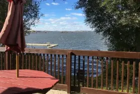 Photograph of Luxury Waterfront Sandy Shore Cottages, Harwood