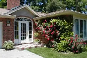 Photograph of Dorchester House Bed & Breakfast, Niagara-on-the-Lake