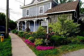 Photograph of Emilyville Inn, Campbellford
