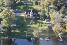 Photograph of Saucy Willow Inn, Coboconk