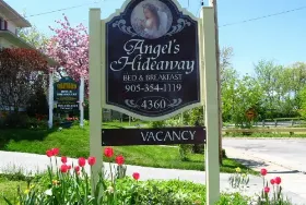 Photograph of Angels Hideaway Bed and Breakfast, Niagara Falls