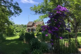 Photograph of Cobblestone Farm Retreat, Cobourg
