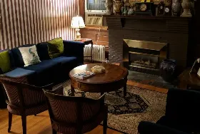 Photograph of Lion's Head Deluxe Bed & Breakfast, Niagara Falls