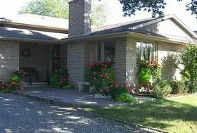 Photograph of Aaron's Bed B&B, Niagara-on-the-Lake