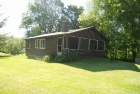 Photograph of The Maples Cottages, Sharbot Lake