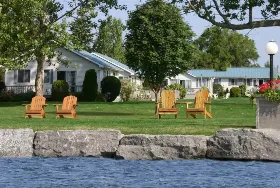 Photograph of Sunrise Cottage Resort, Bloomfield