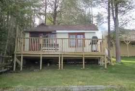 Photograph of Cedar Nook Cottages, Coboconk