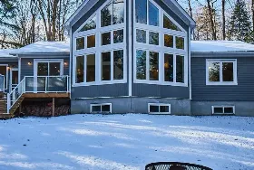Photograph of Water's Edge Vacation Rentals, Huntsville