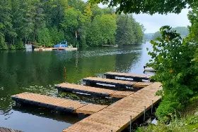 Photograph of Anchorage Resort, Bancroft