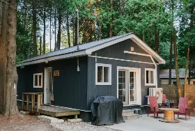 Photograph of Cedars of Lake Eugenia Cottage Resort, Flesherton