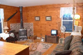 Photograph of Rainbow's End Cabin, Owen Sound