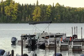 Photograph of Tomahawk Resort, Sioux Narrows