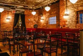 Photograph of Le Chien Noir, Kingston