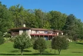 Photograph of Sunnybrook Vacation Apartment, St Thomas