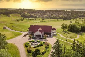 Photograph of Fox Meadow Golf & Country Club, Stratford