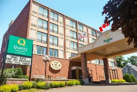 Photograph of Quality Inn, Charlottetown