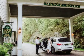 Photograph of Restaurant Le Hatley at Manoir Hovey, North Hatley
