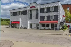 Photograph of Econo Lodge, La Malbaie