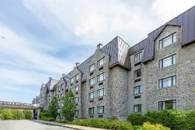 Photograph of Doubletree By Hilton, Quebec City