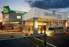 Photograph of Quality Inn, Brossard