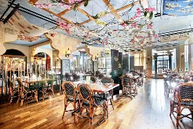 Photograph of Restaurant Cambodiana, Trois-rivieres