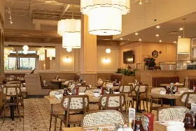 Photograph of Petinos La Prairie, La Prairie