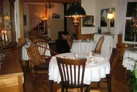 Photograph of à La Maison Campbell, Magog
