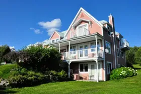 Photograph of Manoir le Tricorne, North Hatley