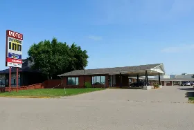 Photograph of Battlefords Inn, North Battleford
